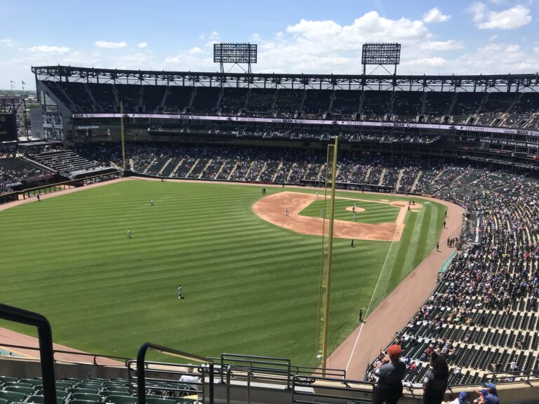 Betting Edge in Chicago White Sox at Cincinnati Reds May 5, 2023